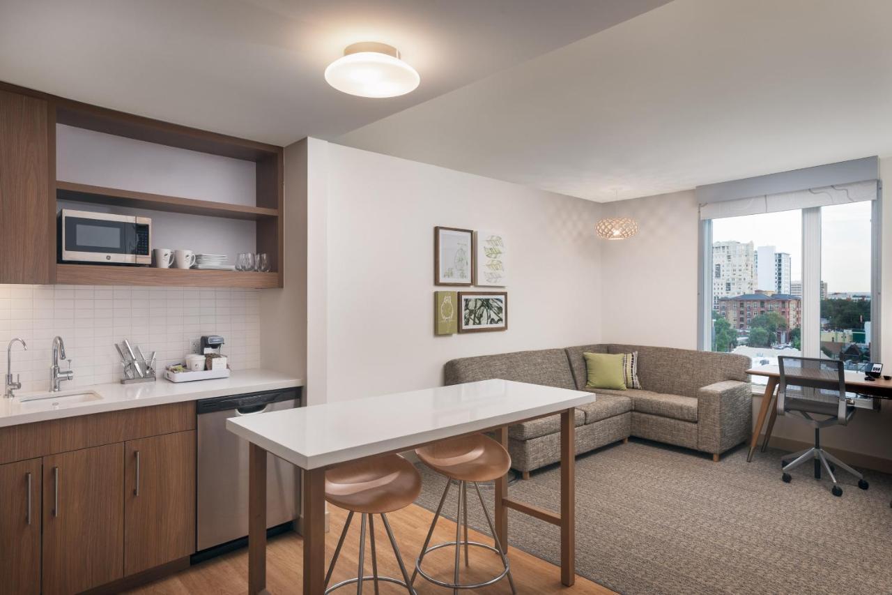 Element Denver Downtown East Ngoại thất bức ảnh