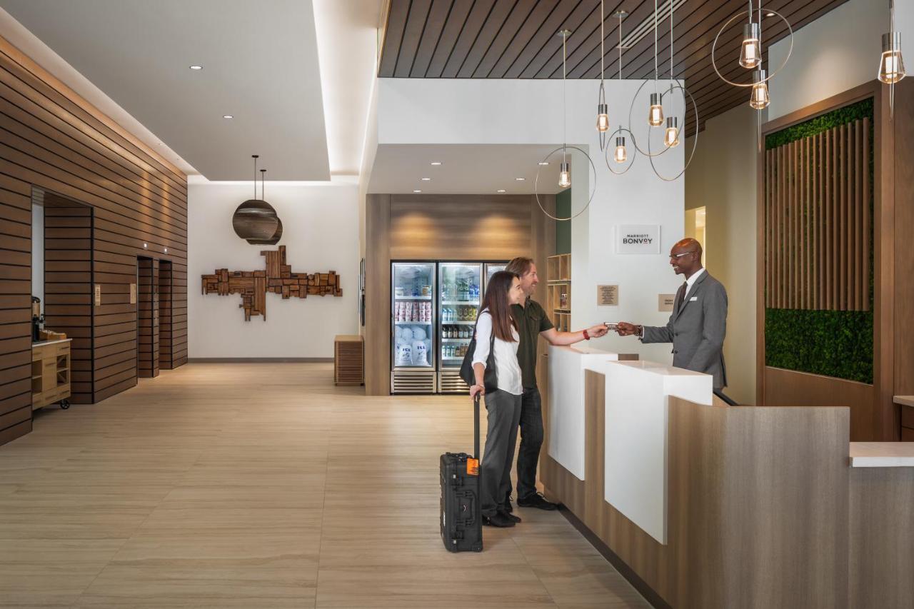 Element Denver Downtown East Ngoại thất bức ảnh