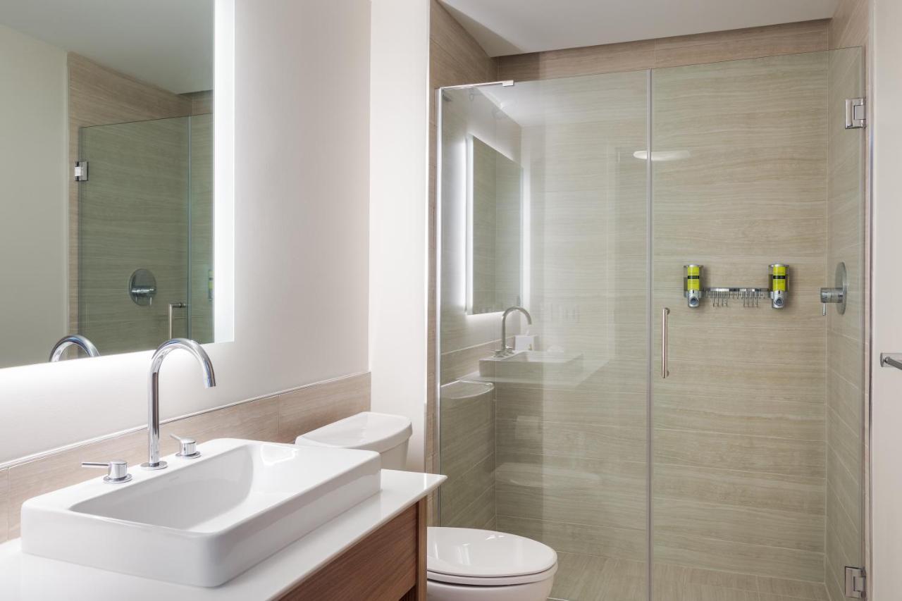 Element Denver Downtown East Ngoại thất bức ảnh